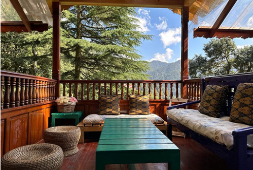 Alt life - Luxe | Upper Bhagsu (Mcleodganj)